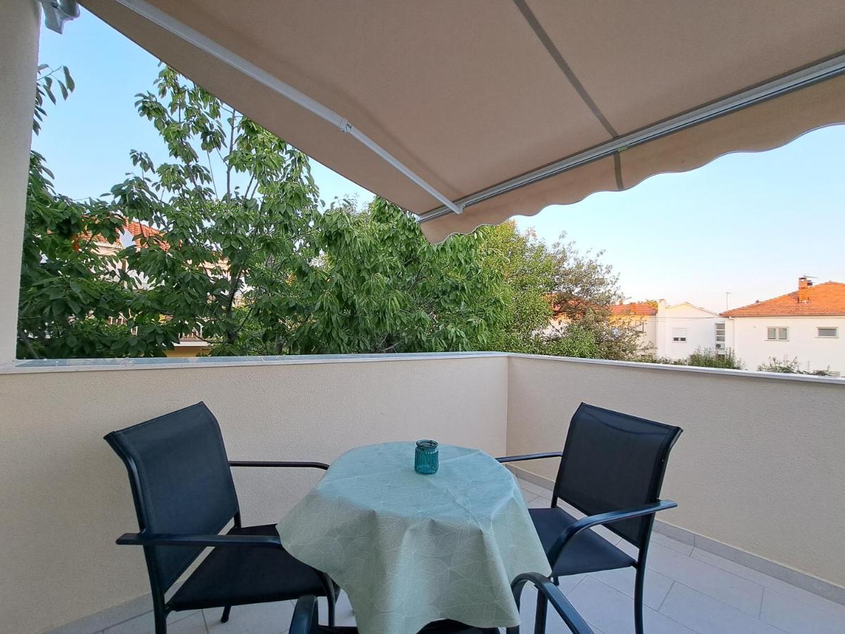 Guesthouse Emma Zadar Exterior photo